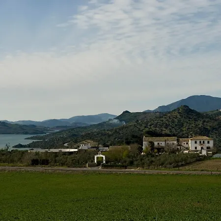 Cortijo Salinas Montecorto