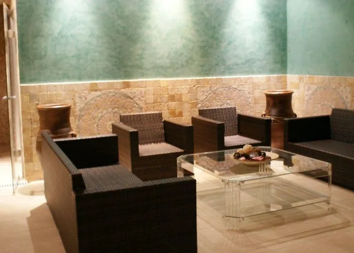 Cortijo Salinas Hotel Montecorto