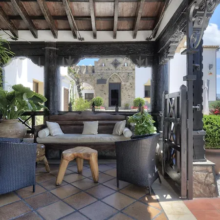 Hotel Cortijo Salinas 4*