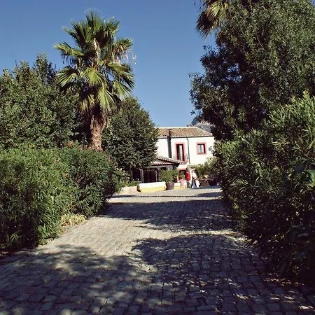 Cortijo Salinas 4*