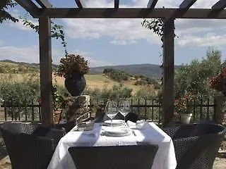 Cortijo Salinas Hotel Montecorto