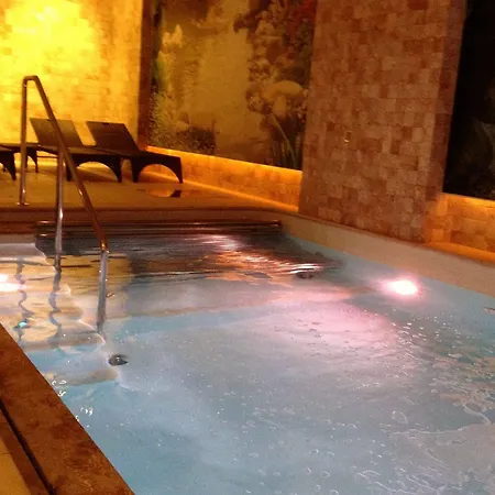 Hotel Cortijo Salinas Montecorto